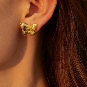 Libre Studs