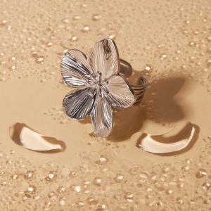 Silver Flower Ring